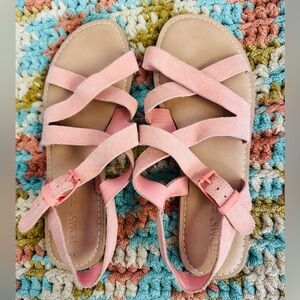 NWOT TOMS Sandals